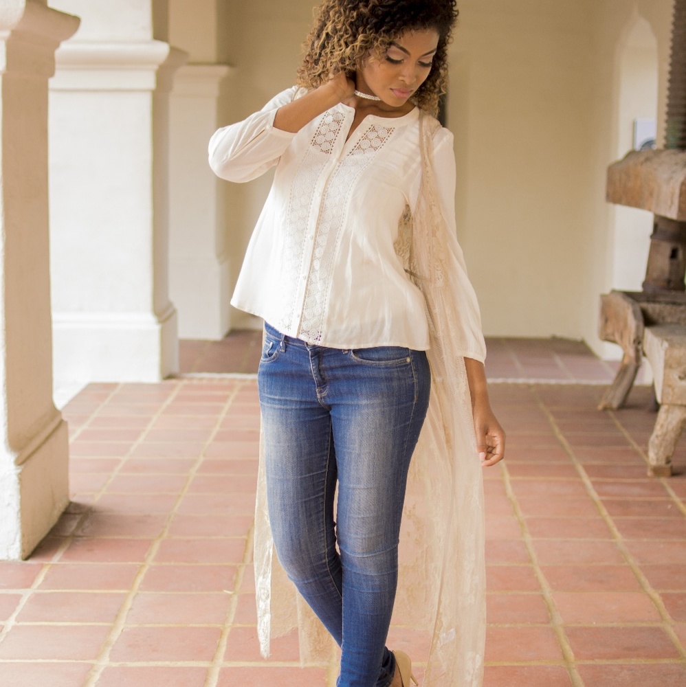 Sleeveless Maxi Lace Cardigan